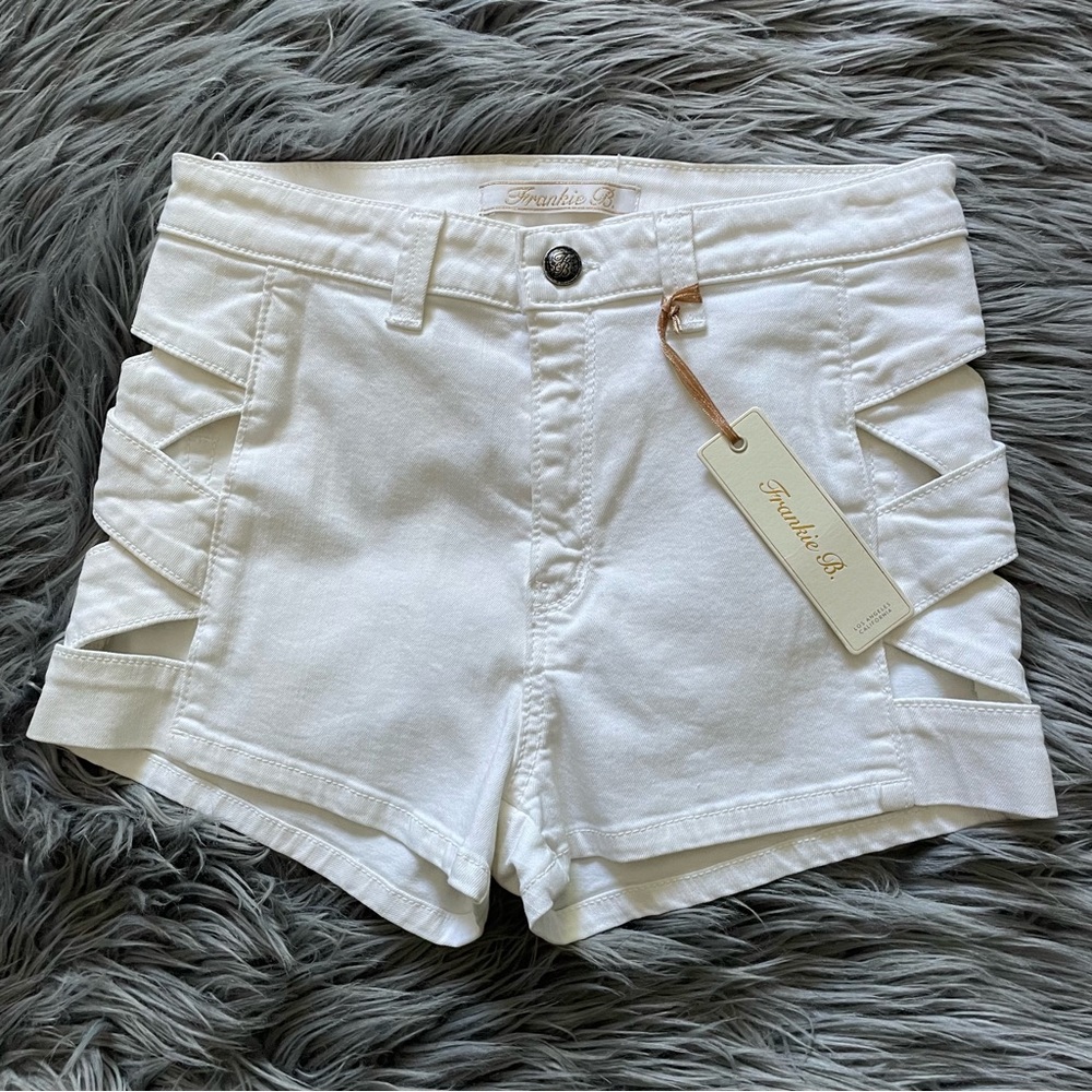 FRANKIE B. lita hi rise cut out short